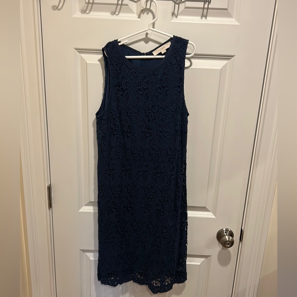 Ann Taylor Loft | Sleeveless Lace Dress